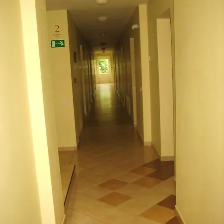 Auksine Avis Bed & Breakfast 3*