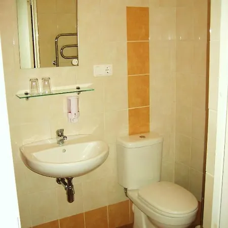 Auksine Avis Bed & Breakfast